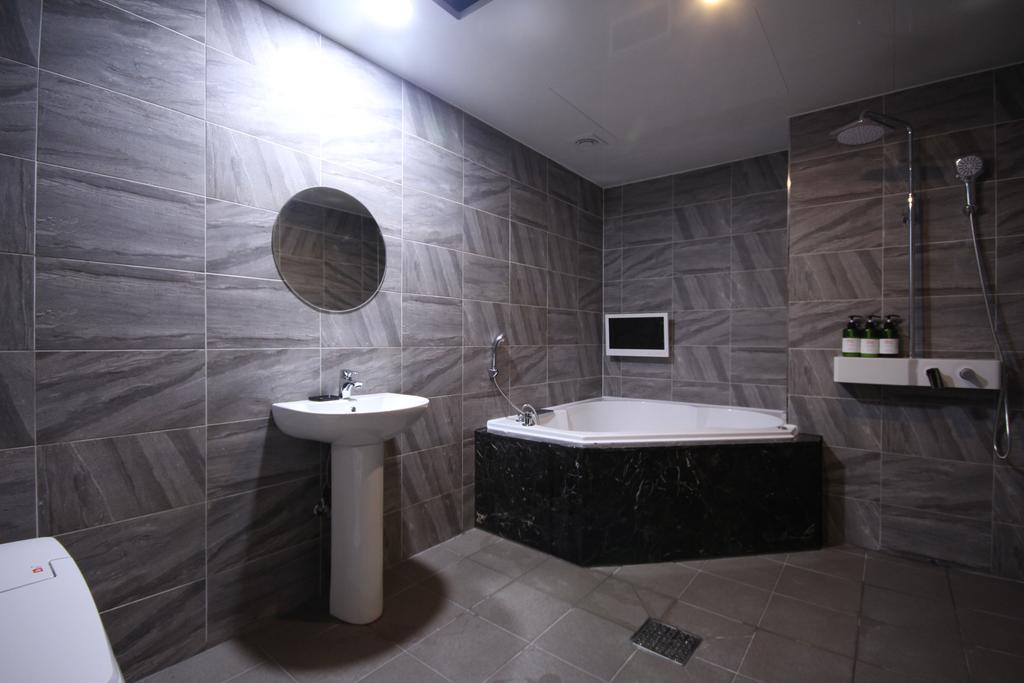 Dove Hotel Ilsan Ni Exterior foto